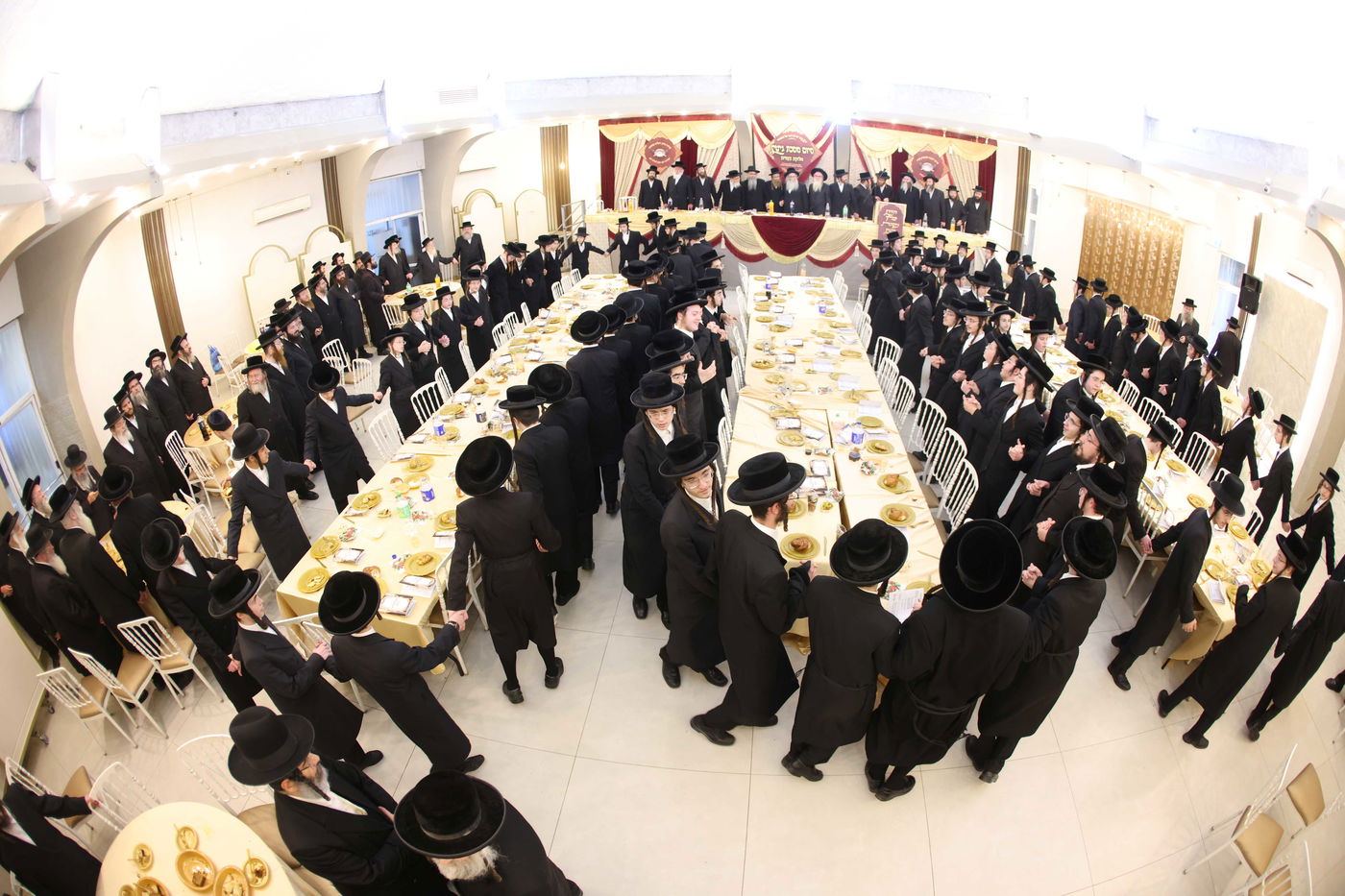 סיום מסכת גיטין בישיבת סאטמר ירושלים