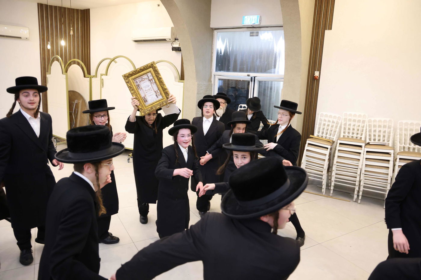 סיום מסכת גיטין בישיבת סאטמר ירושלים