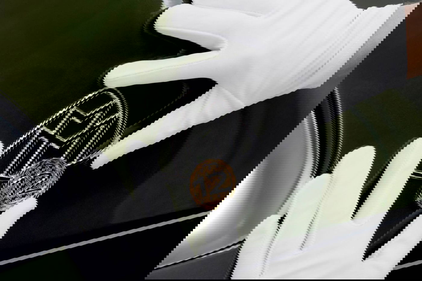 עיטורים משולבי זהב 24K