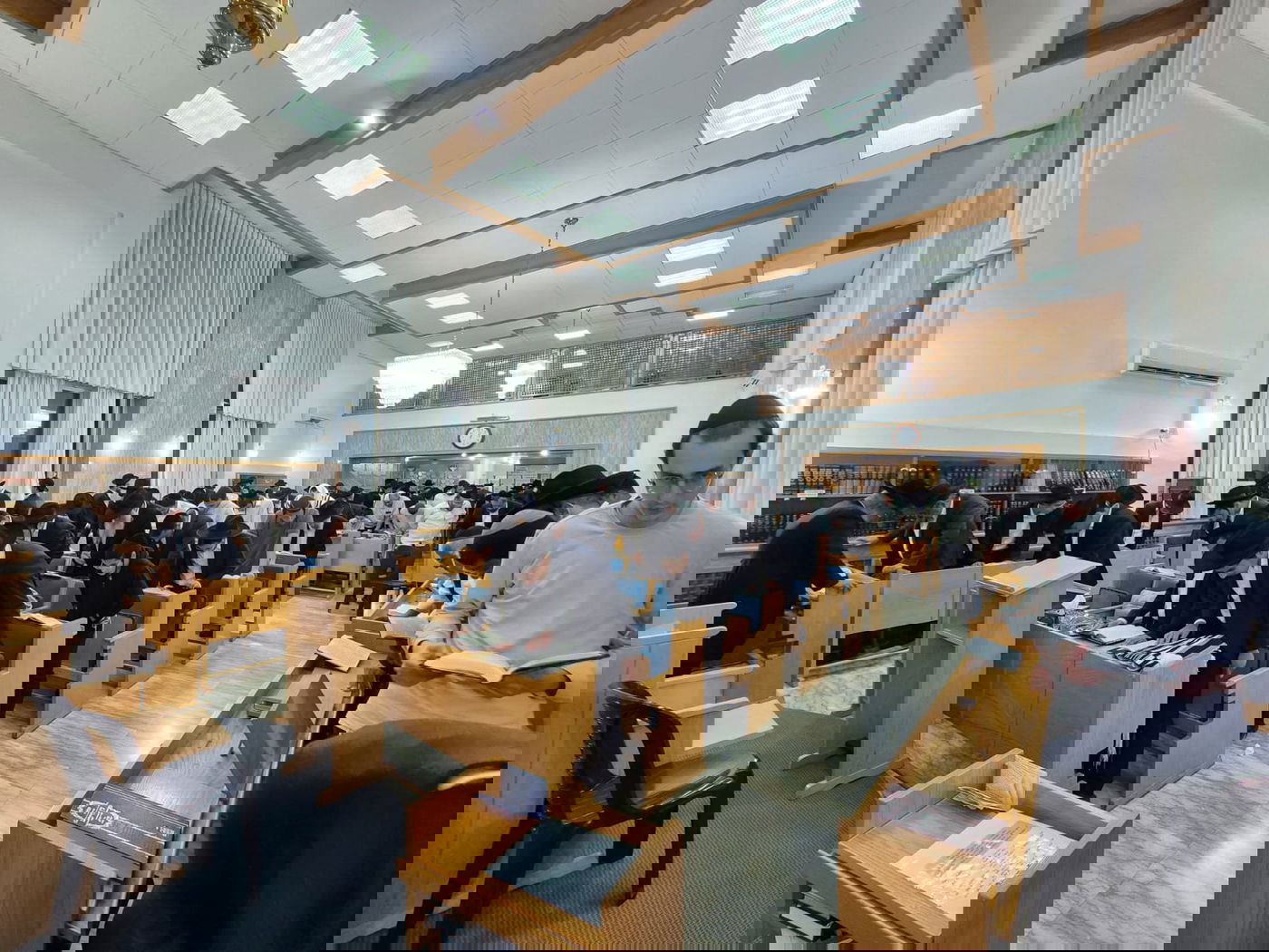 סליחות בבית הכנסת 'מסילת ישרים'