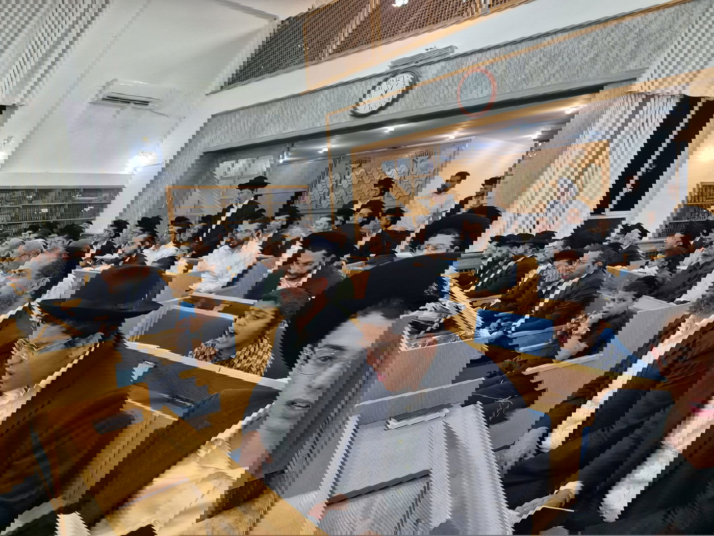 סליחות בבית הכנסת 'מסילת ישרים'