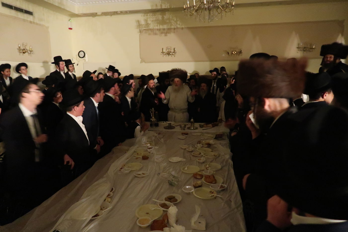 הרבי המשפיע ממבקשי אמונה בשבת בברכפלד