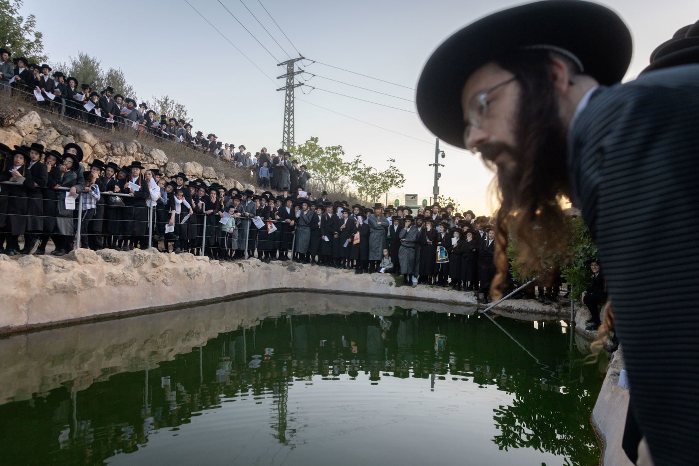 חסידי תולדות אברהם יצחק בתשליך