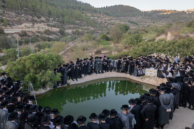 חסידי תולדות אברהם יצחק בתשליך