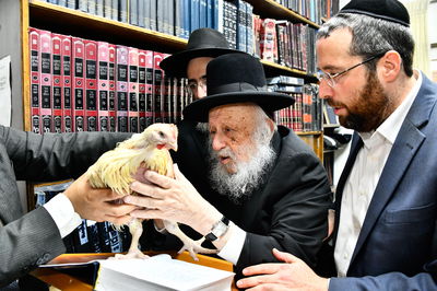 הגרב"ד פוברסקי במנהג כפרות 