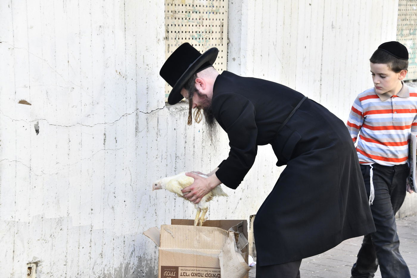 מנהג כפרות בבני ברק