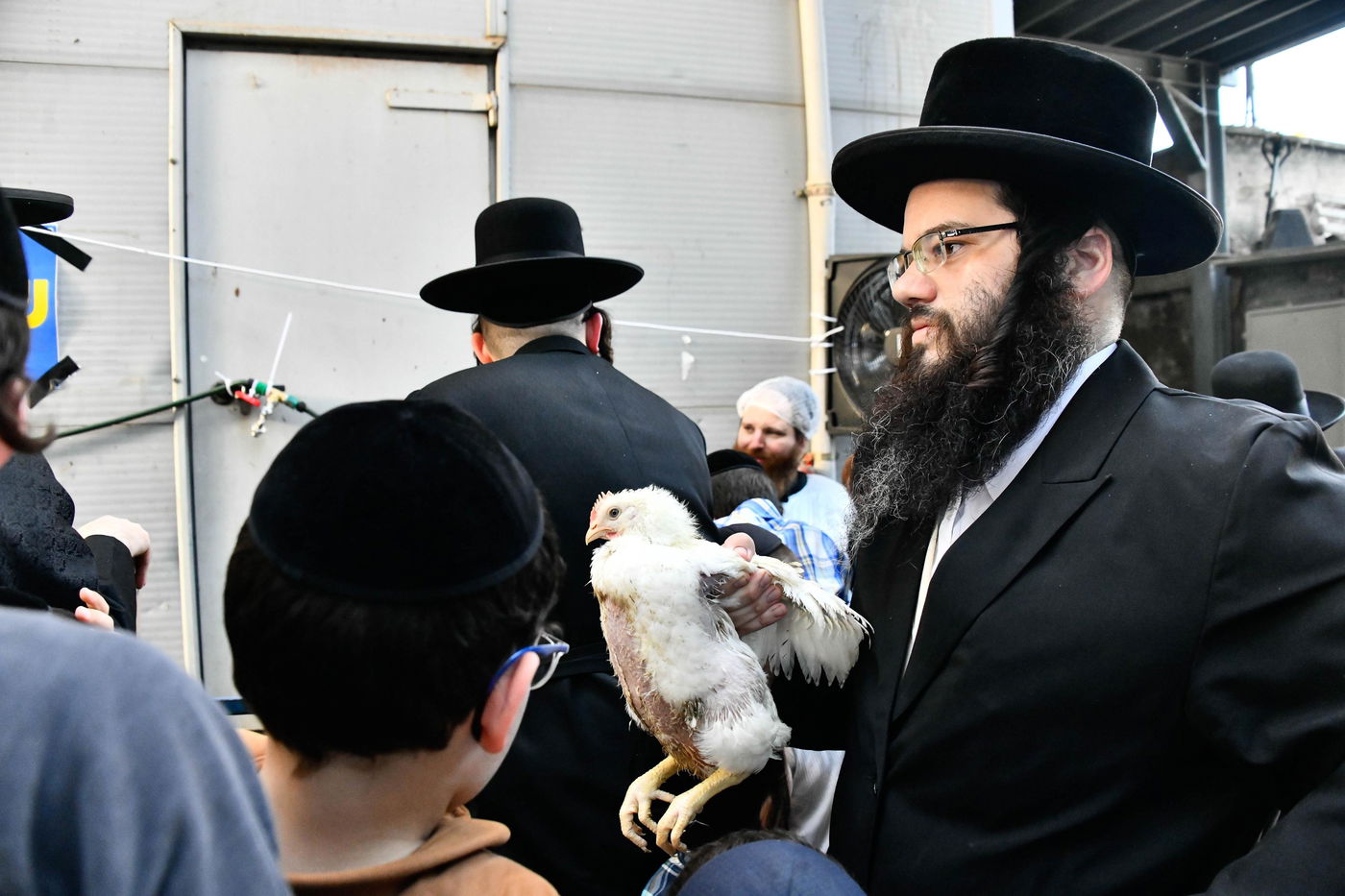 מנהג כפרות בבני ברק