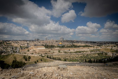 התחזית לערב כיפור: הקלה בעומסי החום וטפטוף | ביום כיפור: מזג אוויר נוח