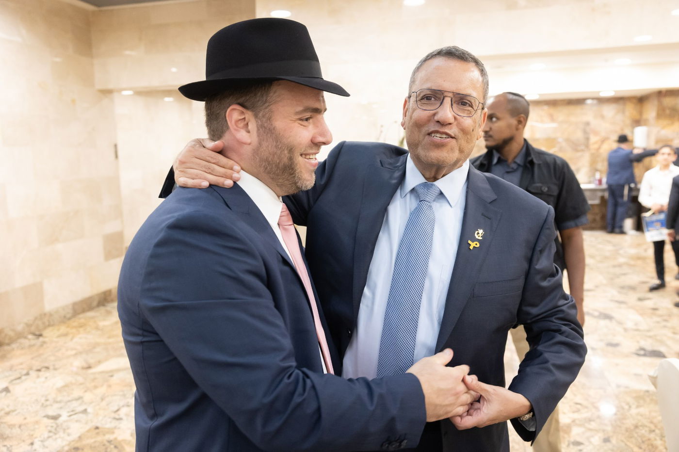 בר מצווה לבנו של משה רוזנגרטן