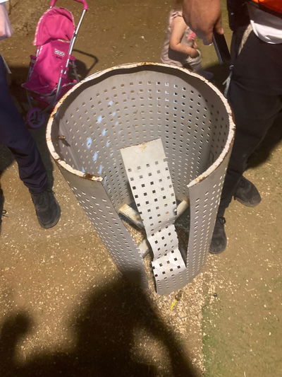 הפח בה נתקע הילד