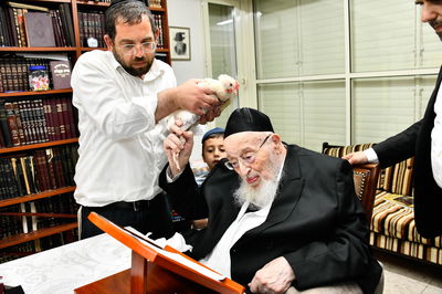 הגרמ"צ ברגמן במנהג כפרות