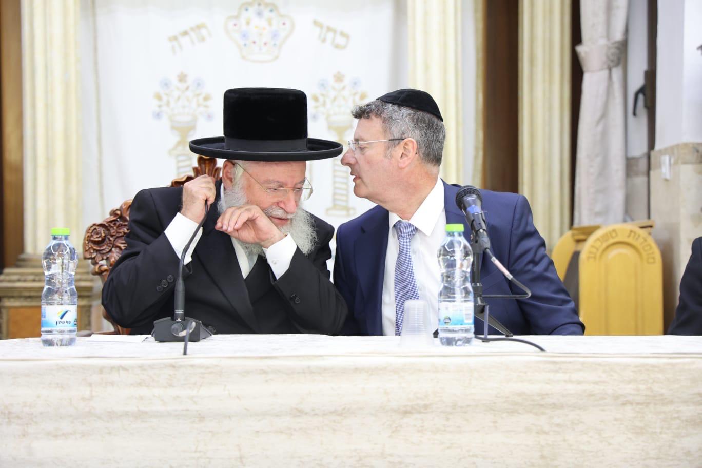 דיון מרתק בהלכות יום כיפור