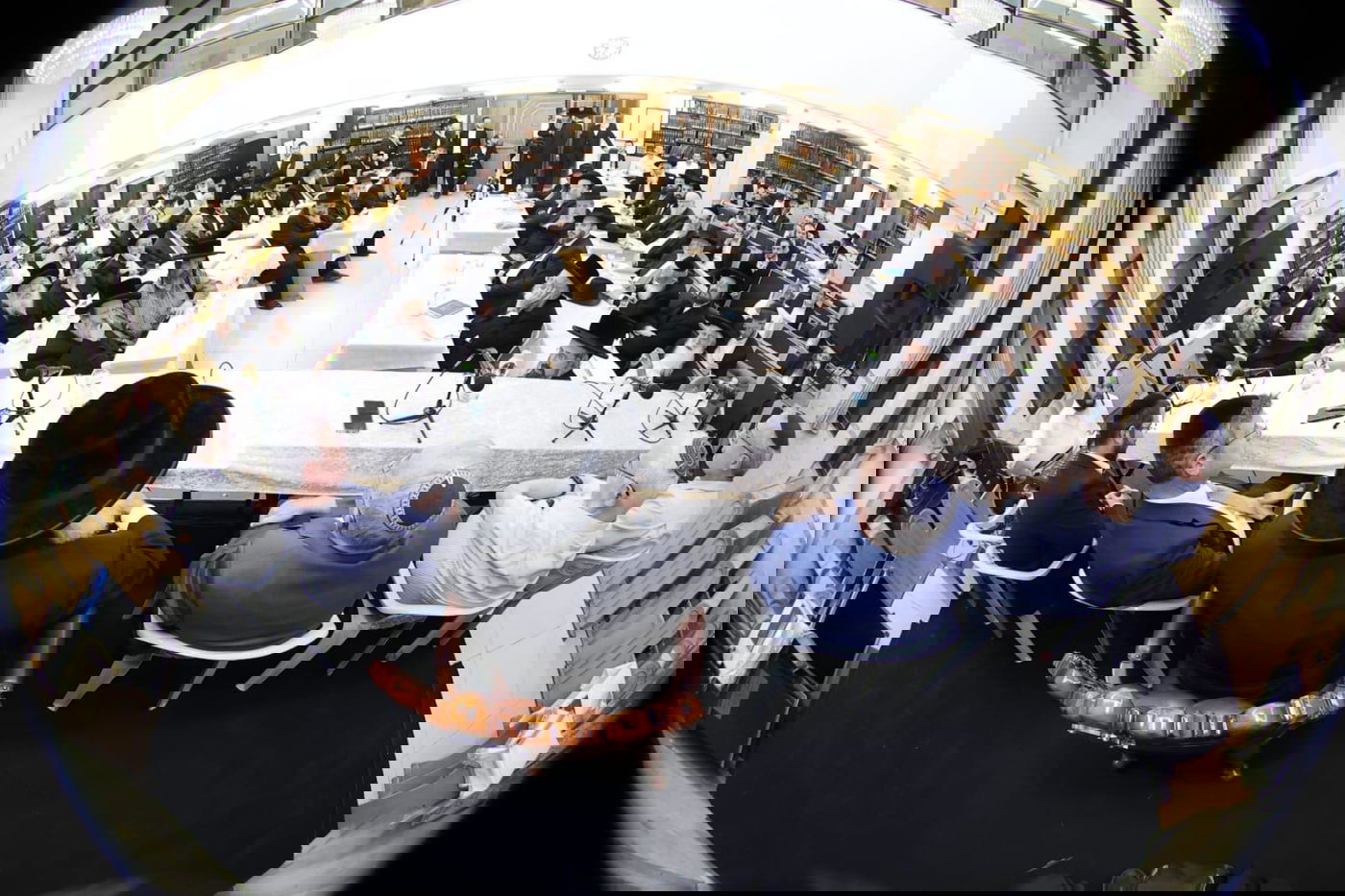 דיון מרתק בהלכות יום כיפור