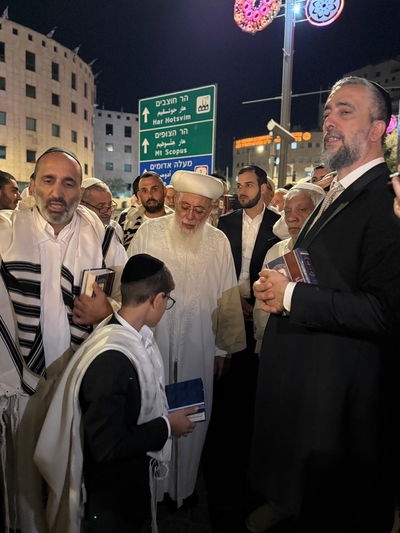 מוצאי יום כיפור אצל הראשל"צ הגרש"מ עמאר