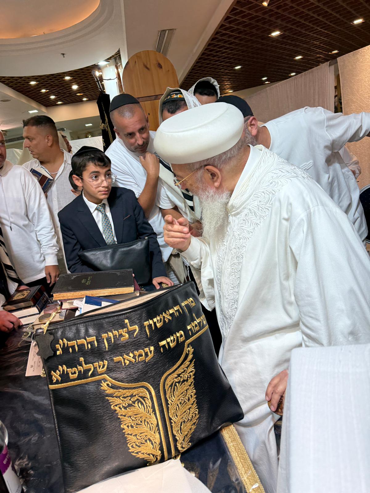 מוצאי יום כיפור אצל הראשל"צ הגרש"מ עמאר