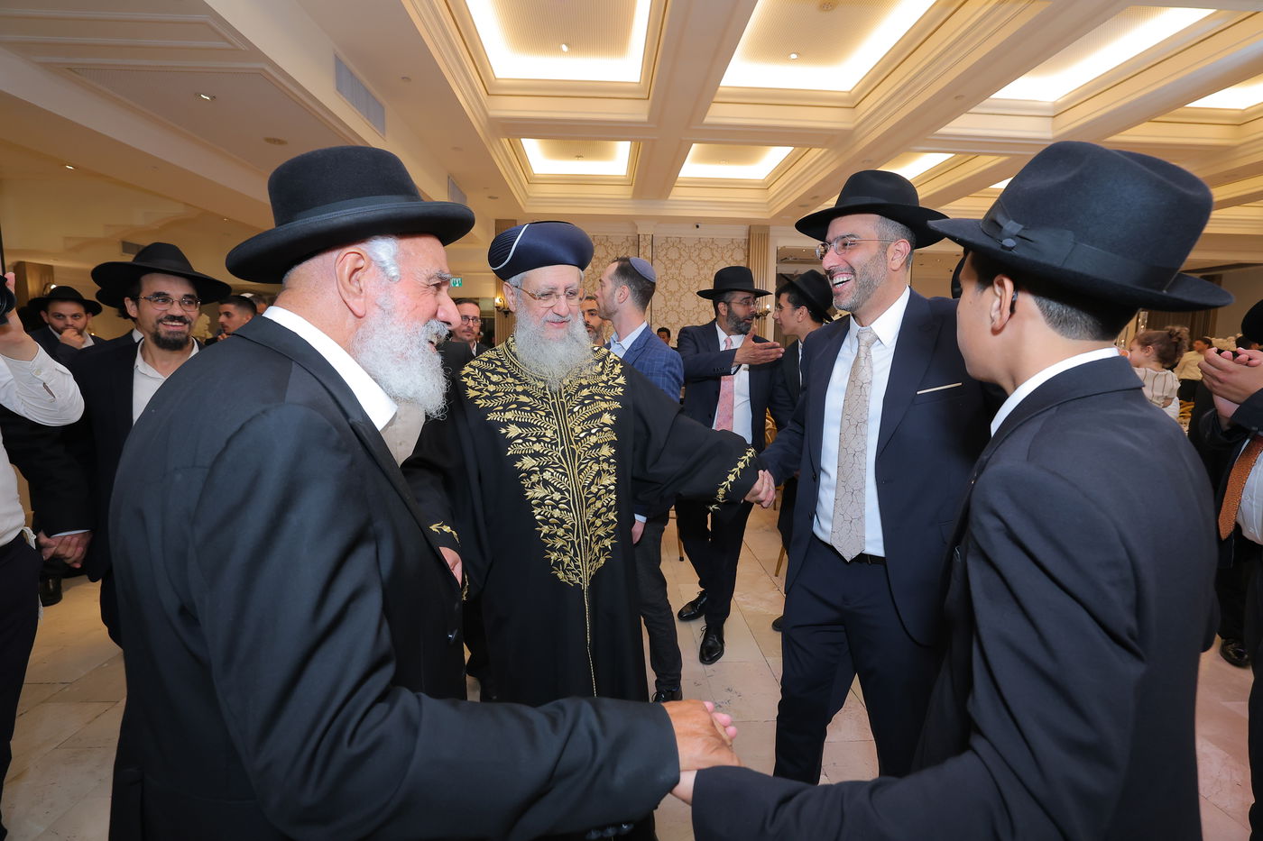 איתי גדסי בירמץ את בנו; מי הגיע לאחל מזל טוב? | צפו בתיעוד נרחב