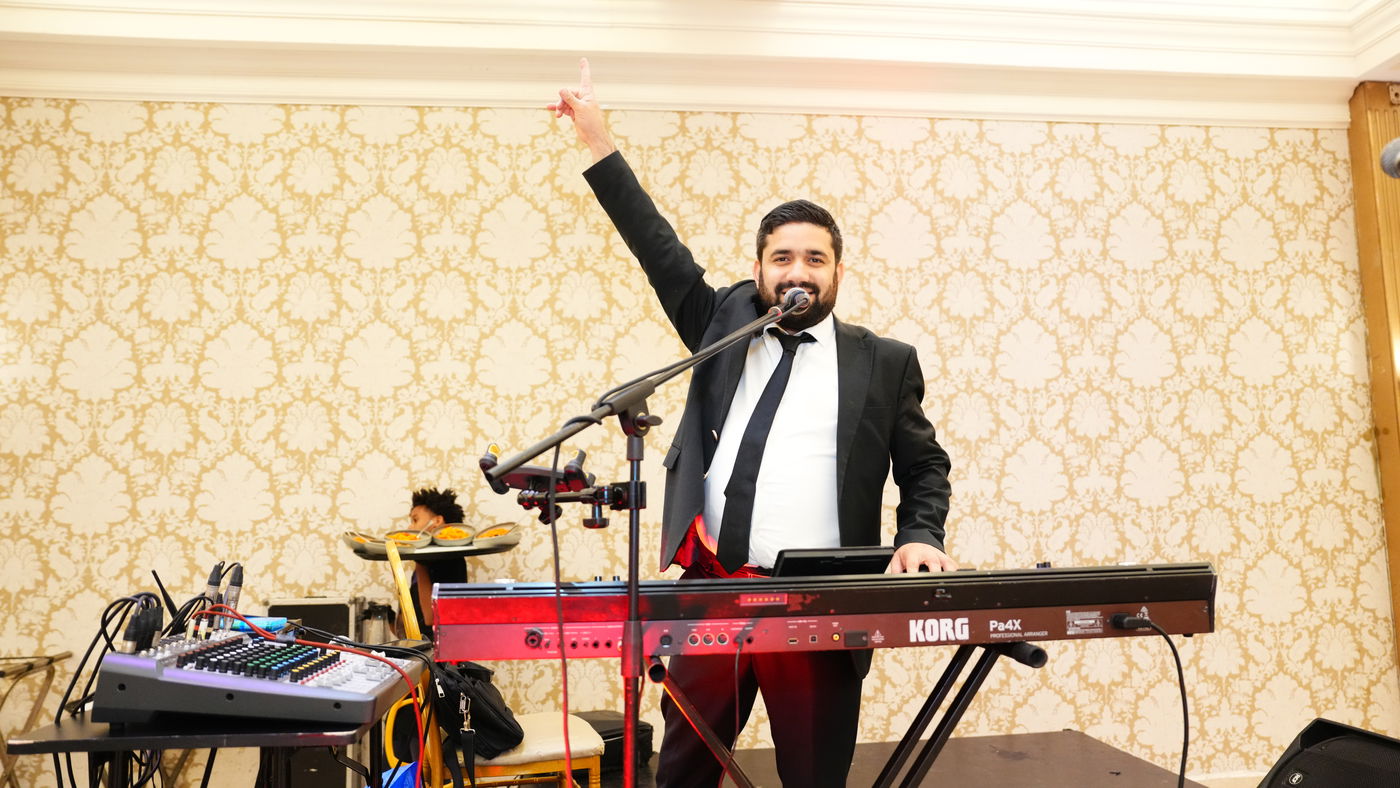 איתי גדסי בירמץ את בנו; מי הגיע לאחל מזל טוב? | צפו בתיעוד נרחב