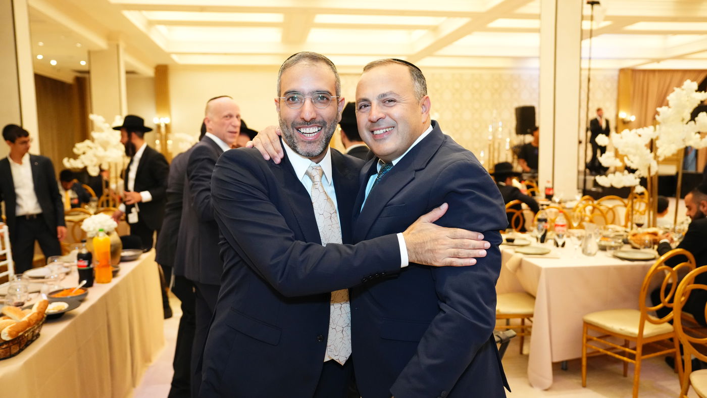 איתי גדסי בירמץ את בנו; מי הגיע לאחל מזל טוב? | צפו בתיעוד נרחב