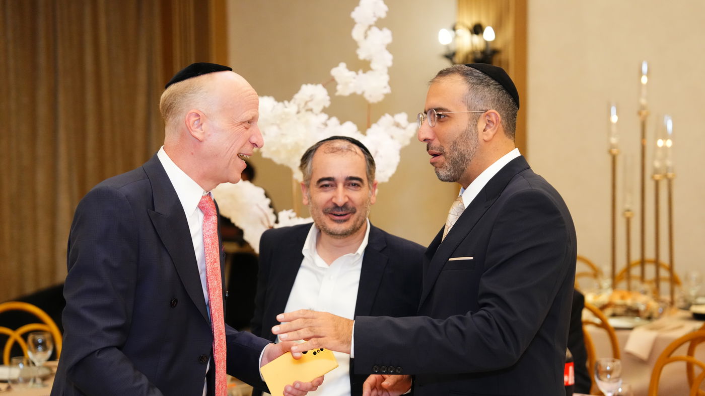 איתי גדסי בירמץ את בנו; מי הגיע לאחל מזל טוב? | צפו בתיעוד נרחב