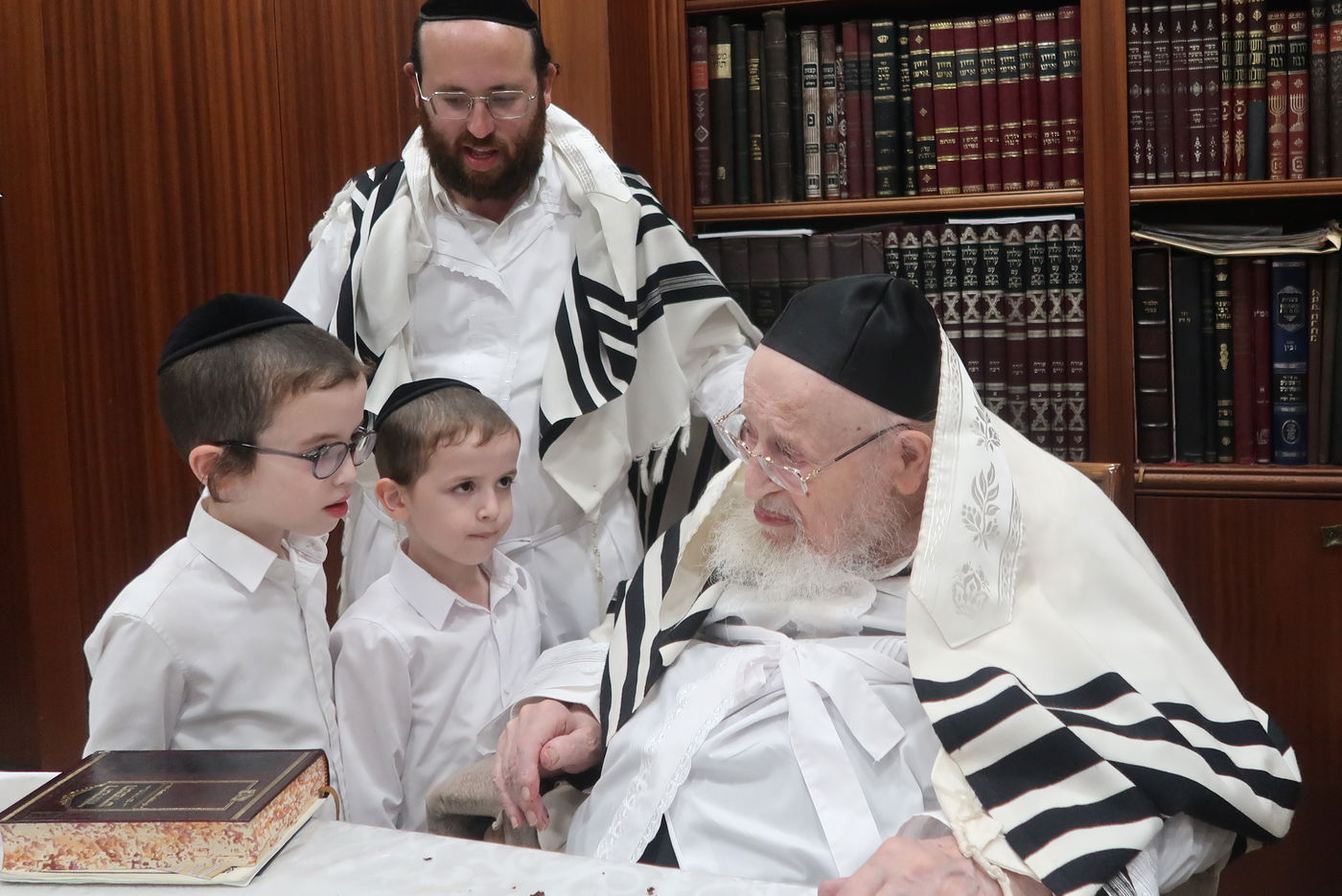 יום הקדוש אצל הגרמ"צ ברגמן