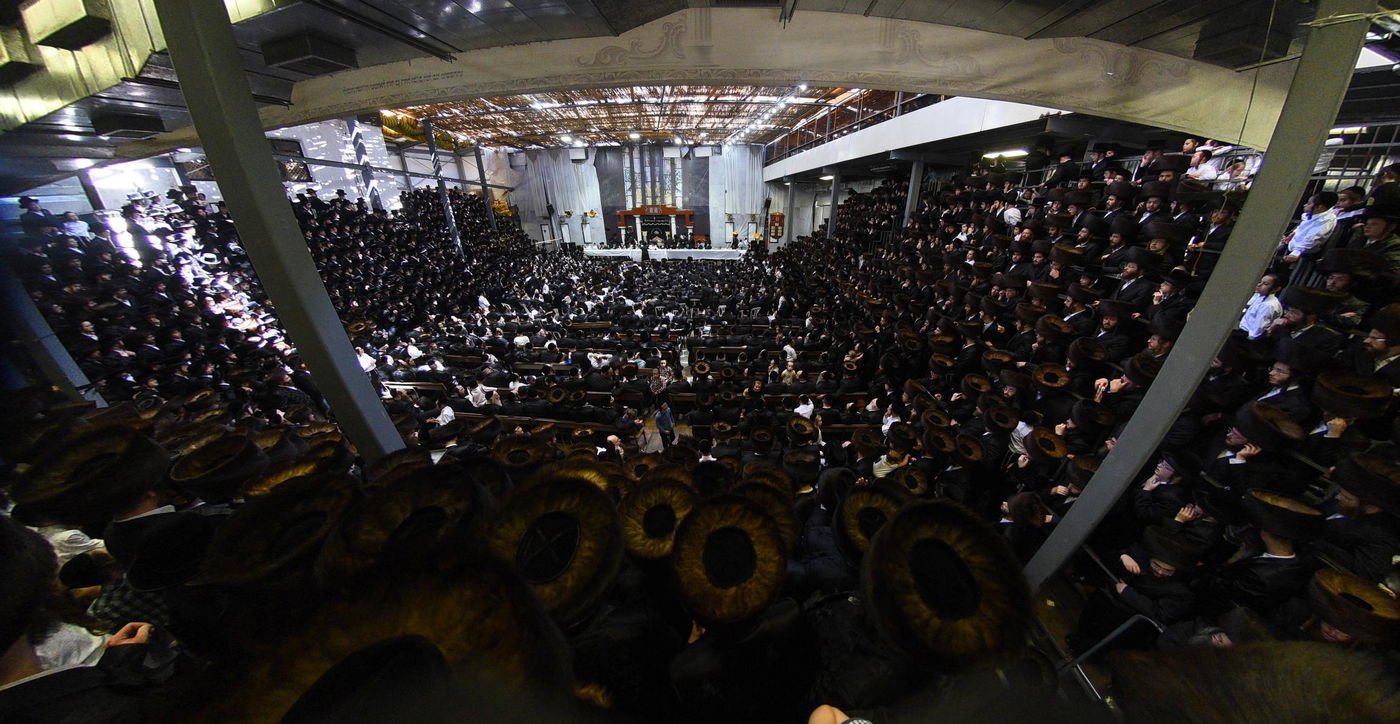 ערב יום כיפור אצל האדמו"ר מויז'ניץ