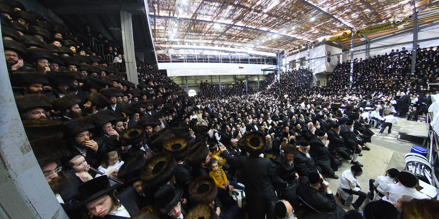 ערב יום כיפור אצל האדמו"ר מויז'ניץ