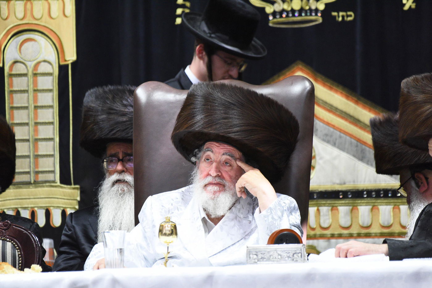 ערב יום כיפור אצל האדמו"ר מויז'ניץ