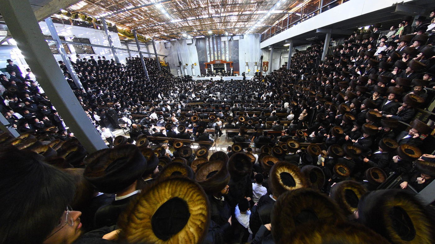 ערב יום כיפור אצל האדמו"ר מויז'ניץ