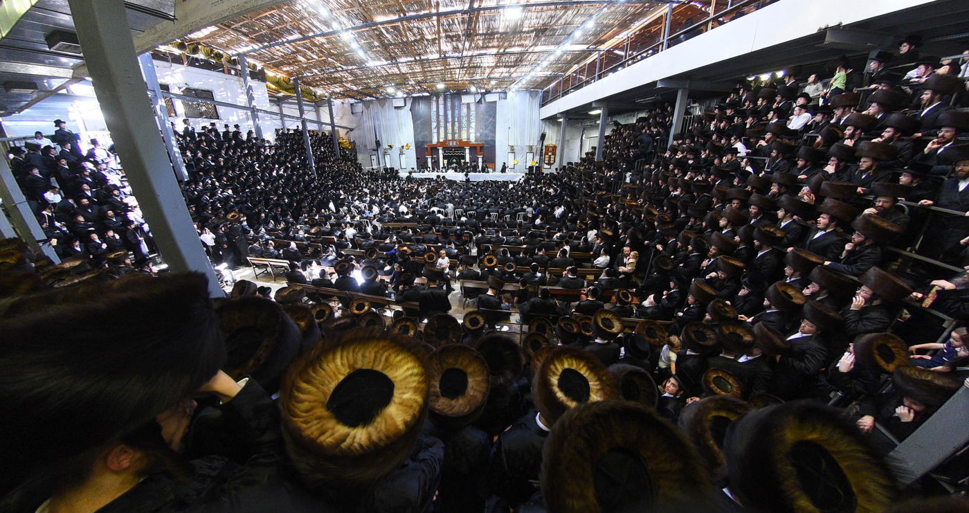 ערב יום כיפור אצל האדמו"ר מויז'ניץ