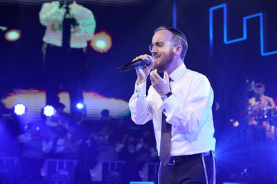 בעקבות לחצים? נפתלי קמפה ביטל את השתתפות הנשים במופע בבנייני האומה