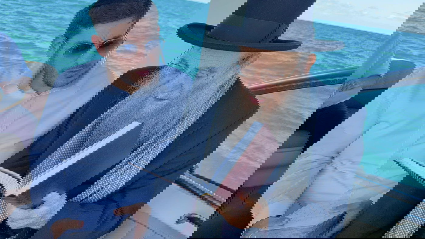 הגאון רבי יצחק ברדא בערב כיפור בלב הים באשקלון