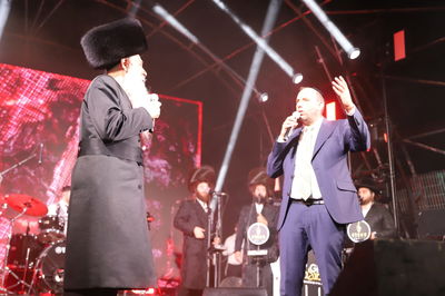 MBD בהופעה שנה שעברה בבית שמש עם ראש העיר גרינברג