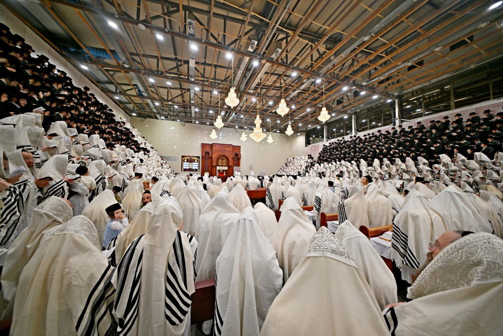 יום הקדוש בחצר הקודש ויזניץ