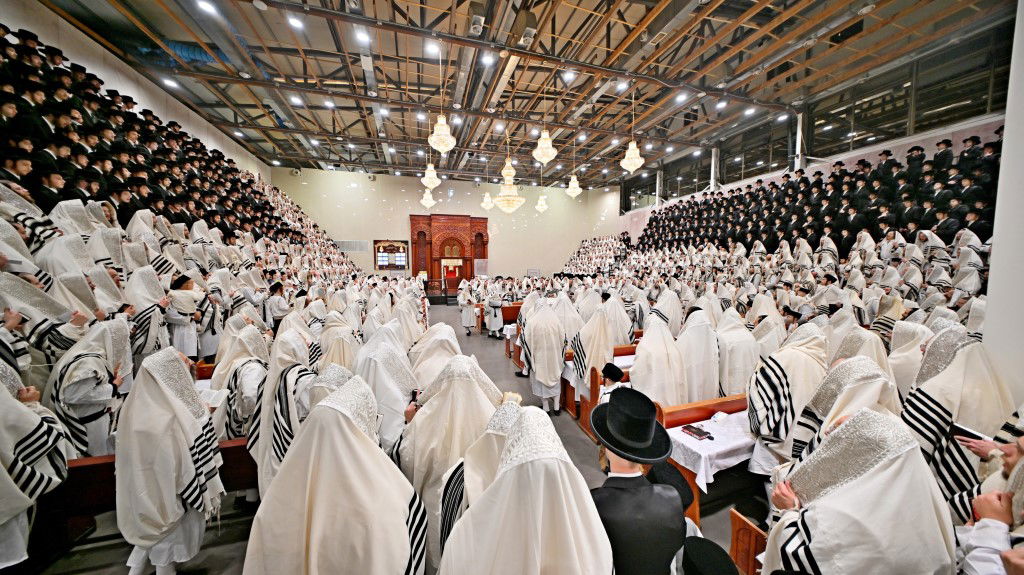 יום הקדוש בחצר הקודש ויזניץ