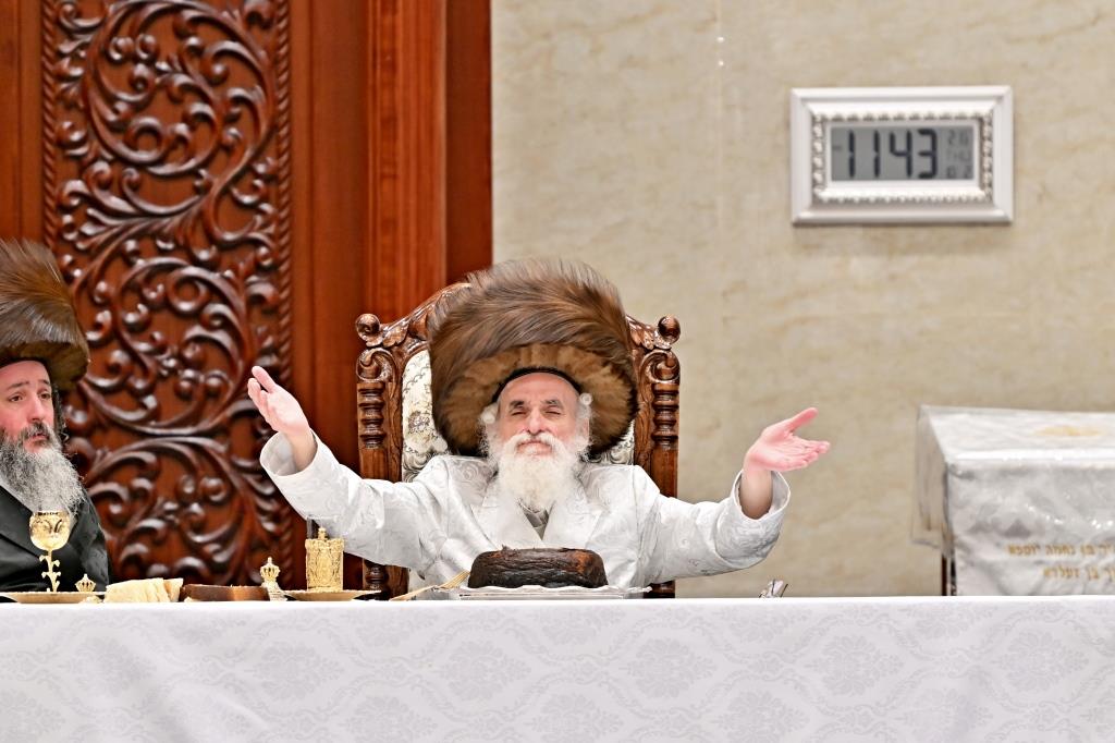 יום הקדוש בחצר הקודש ויזניץ