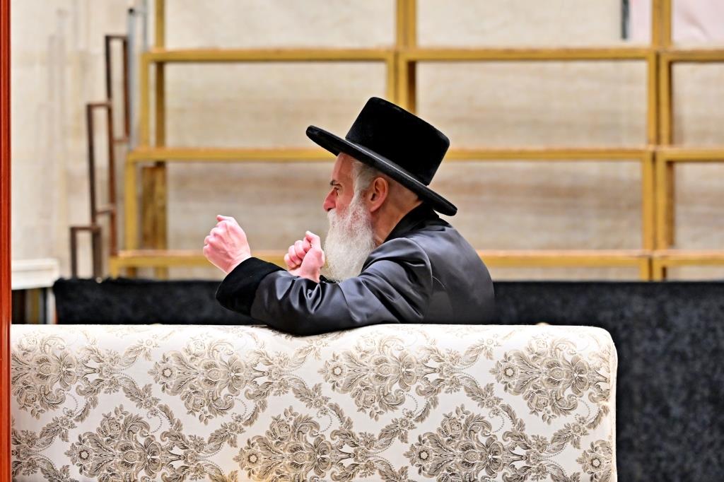 יום הקדוש בחצר הקודש ויזניץ