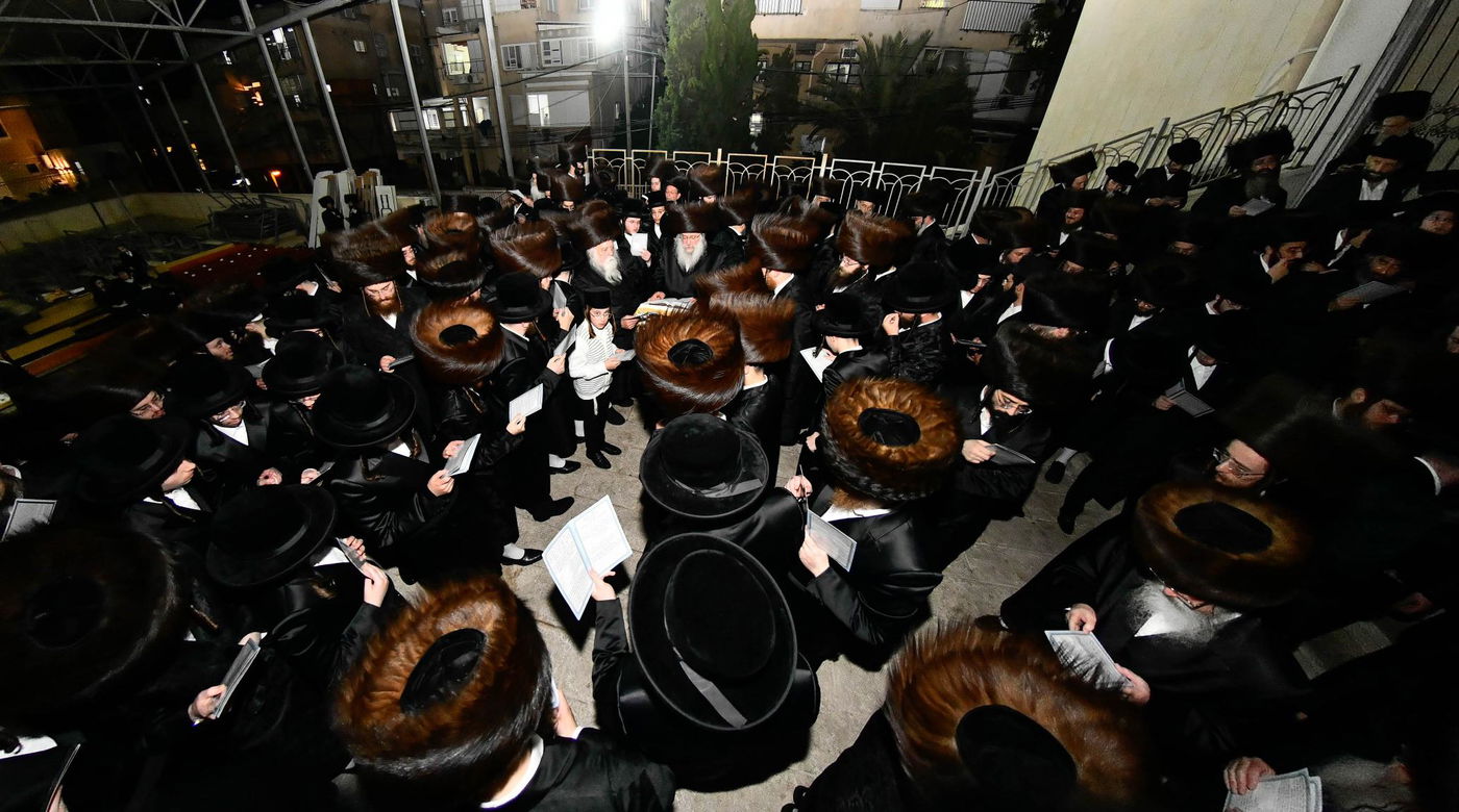 מוצאי יום כיפור בנדבורנה