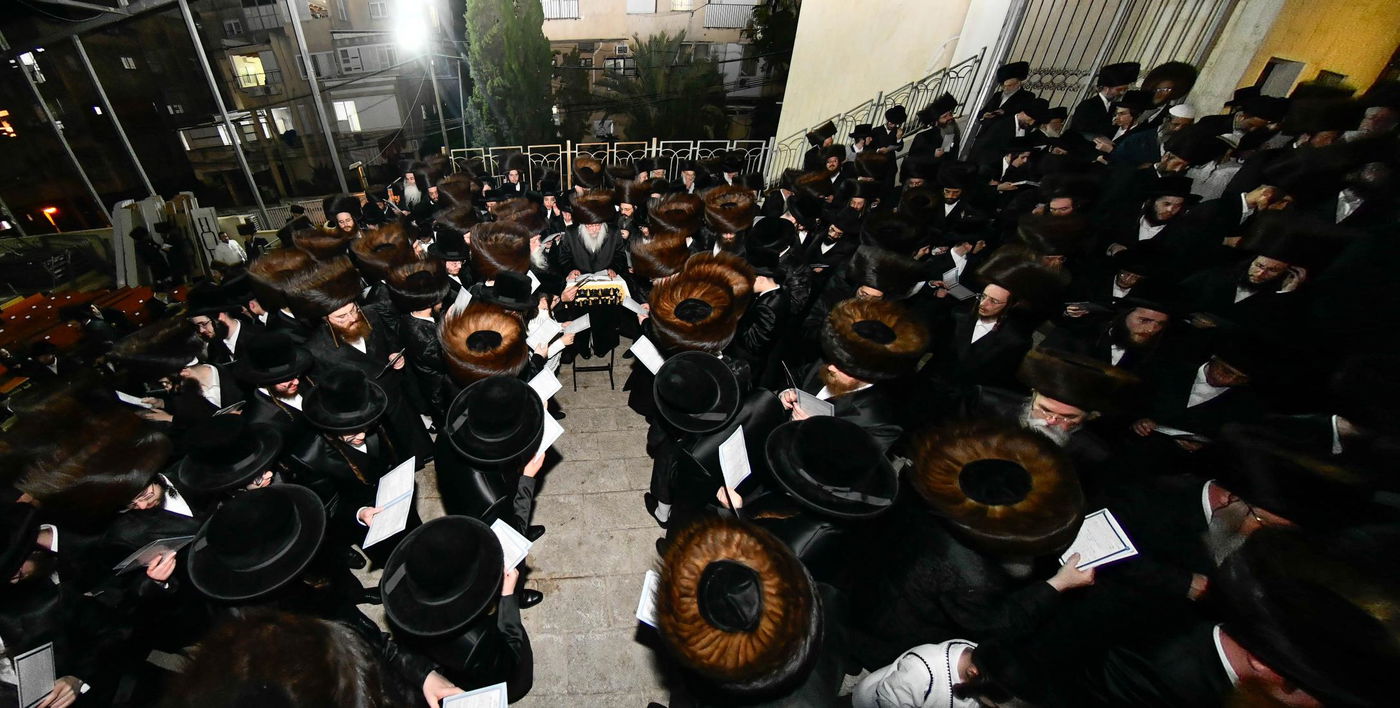 מוצאי יום כיפור בנדבורנה