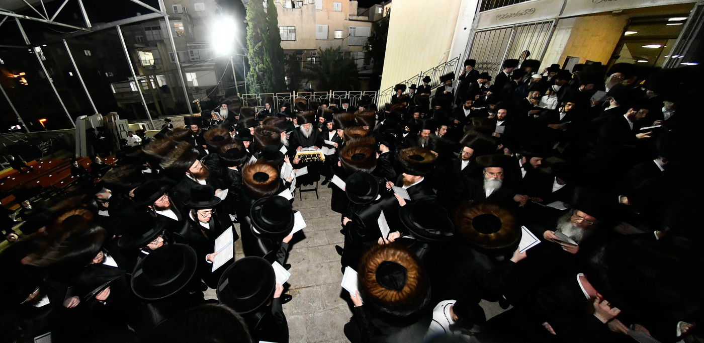 מוצאי יום כיפור בנדבורנה