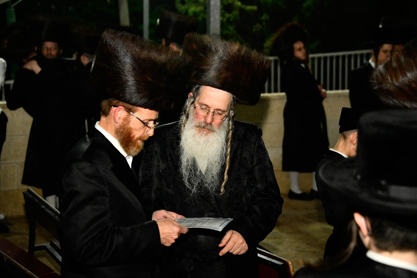 הרה"צ רבי אהרן דוד רוזנבוים בקידוש לבנה