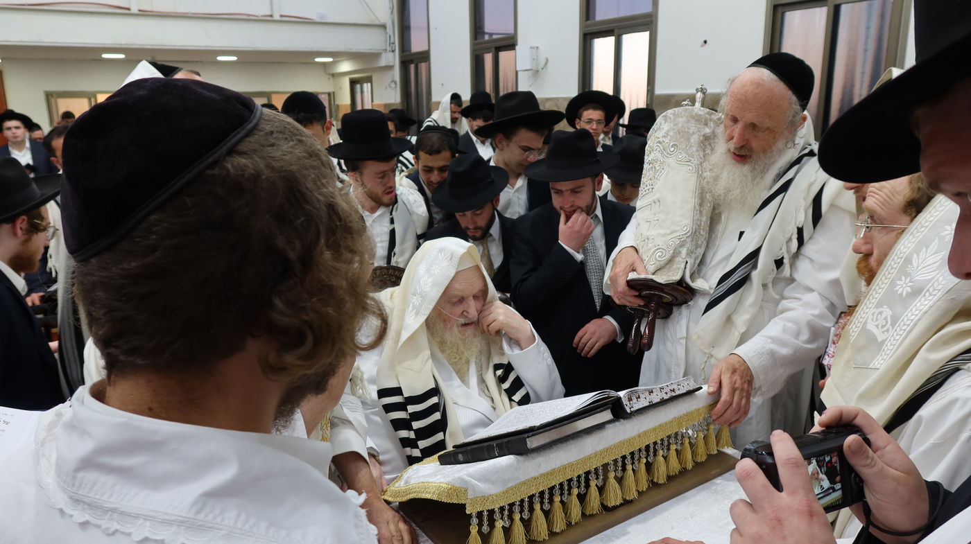 הגר"מ שטרנבוך ב'כל נדרי'