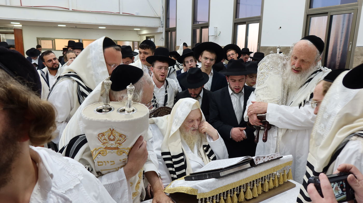 הגר"מ שטרנבוך ב'כל נדרי'