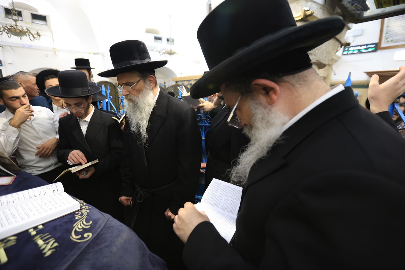 האדמו"ר מאשלג באתרא קדישא מירון