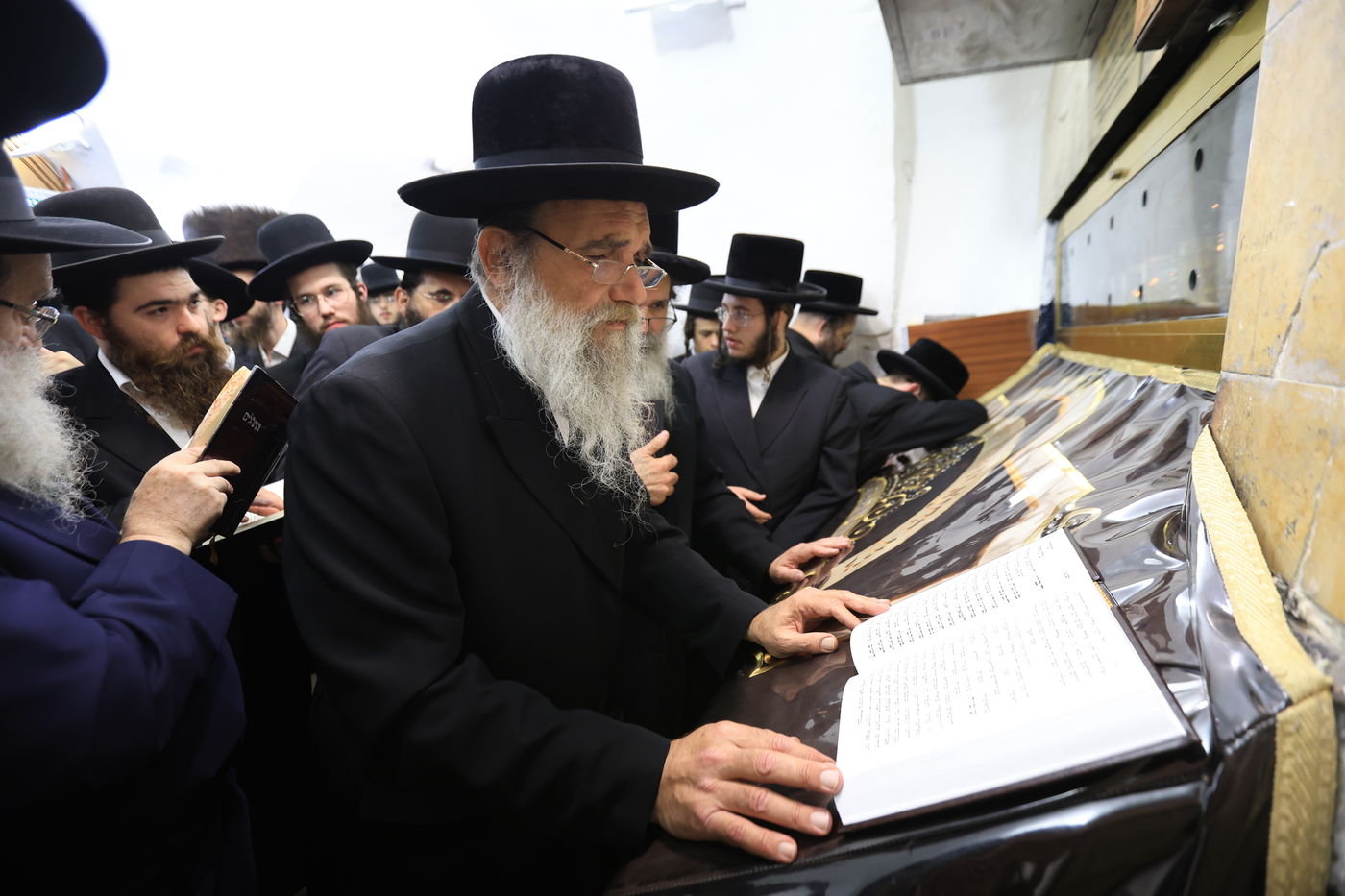 האדמו"ר מאשלג באתרא קדישא מירון