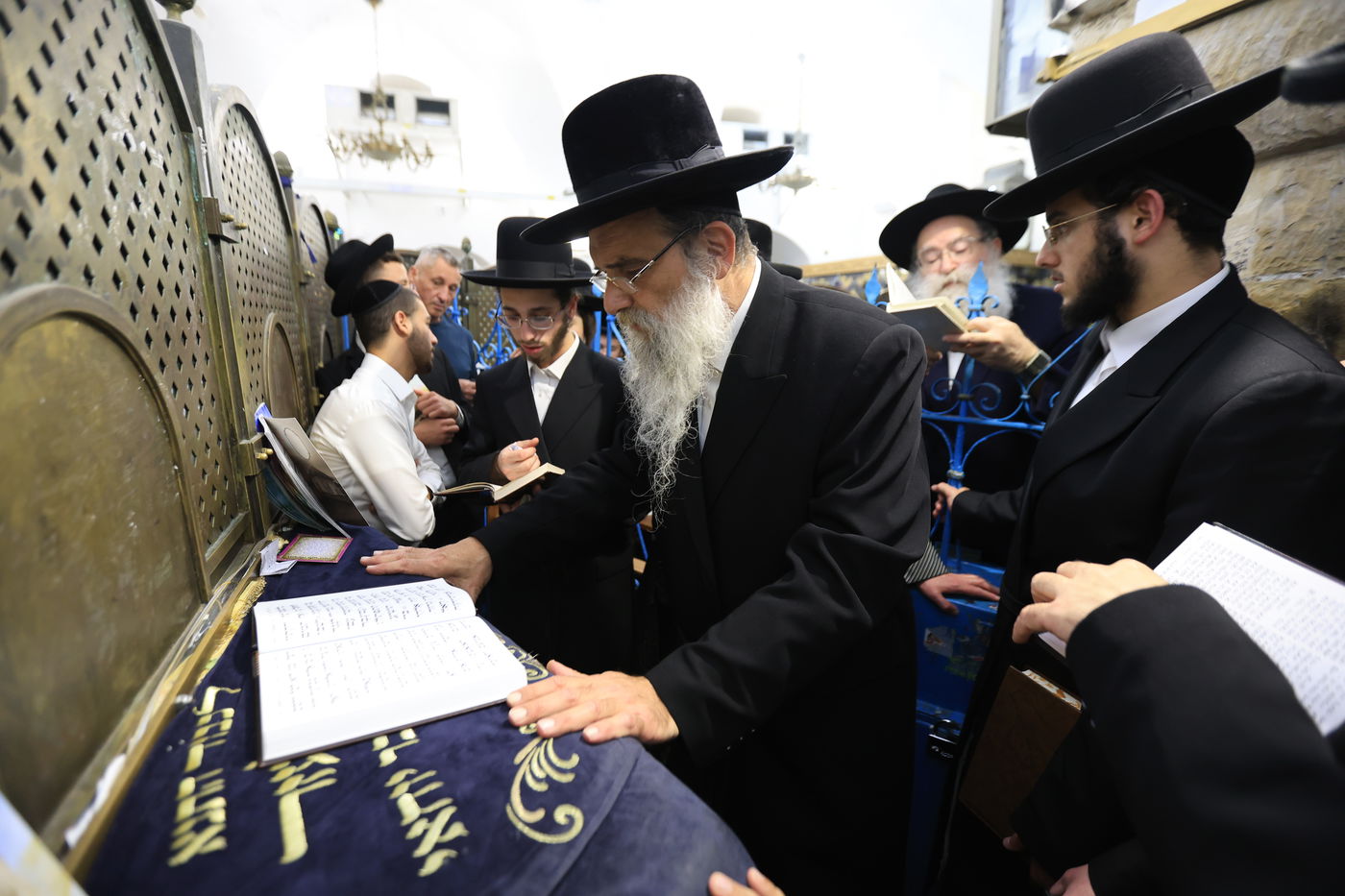 האדמו"ר מאשלג באתרא קדישא מירון