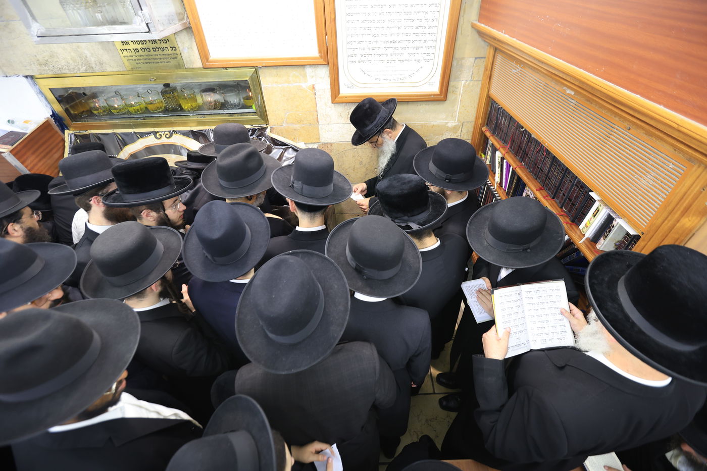 האדמו"ר מאשלג באתרא קדישא מירון