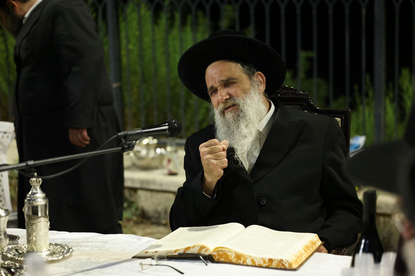 האדמו"ר מאשלג באתרא קדישא מירון