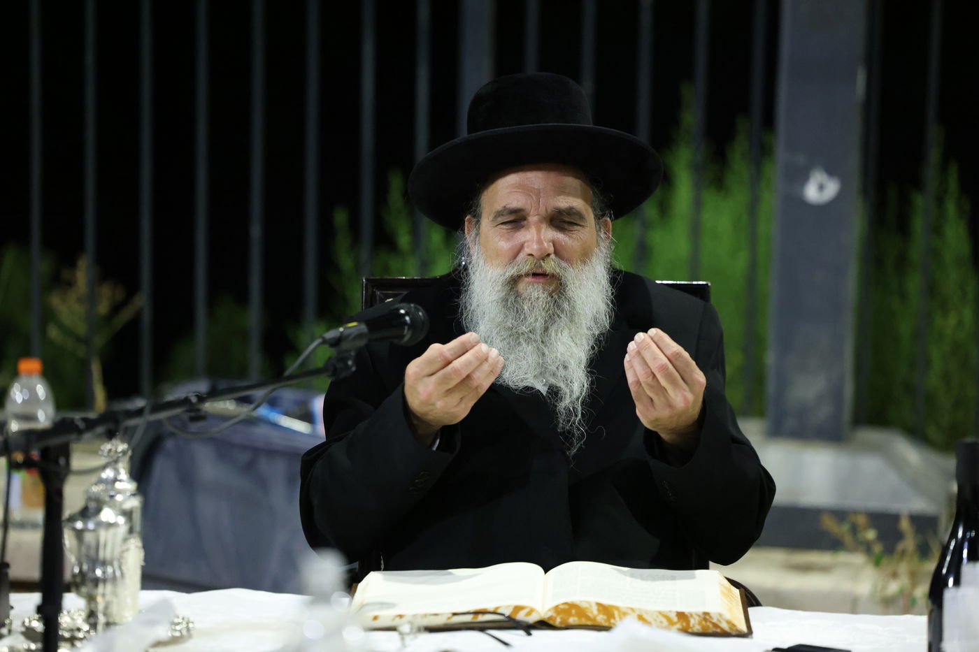 האדמו"ר מאשלג באתרא קדישא מירון