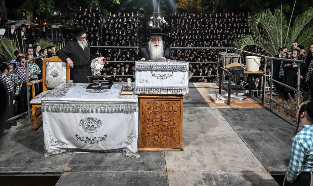 האדמו"ר מצאנז במנהג כפרות