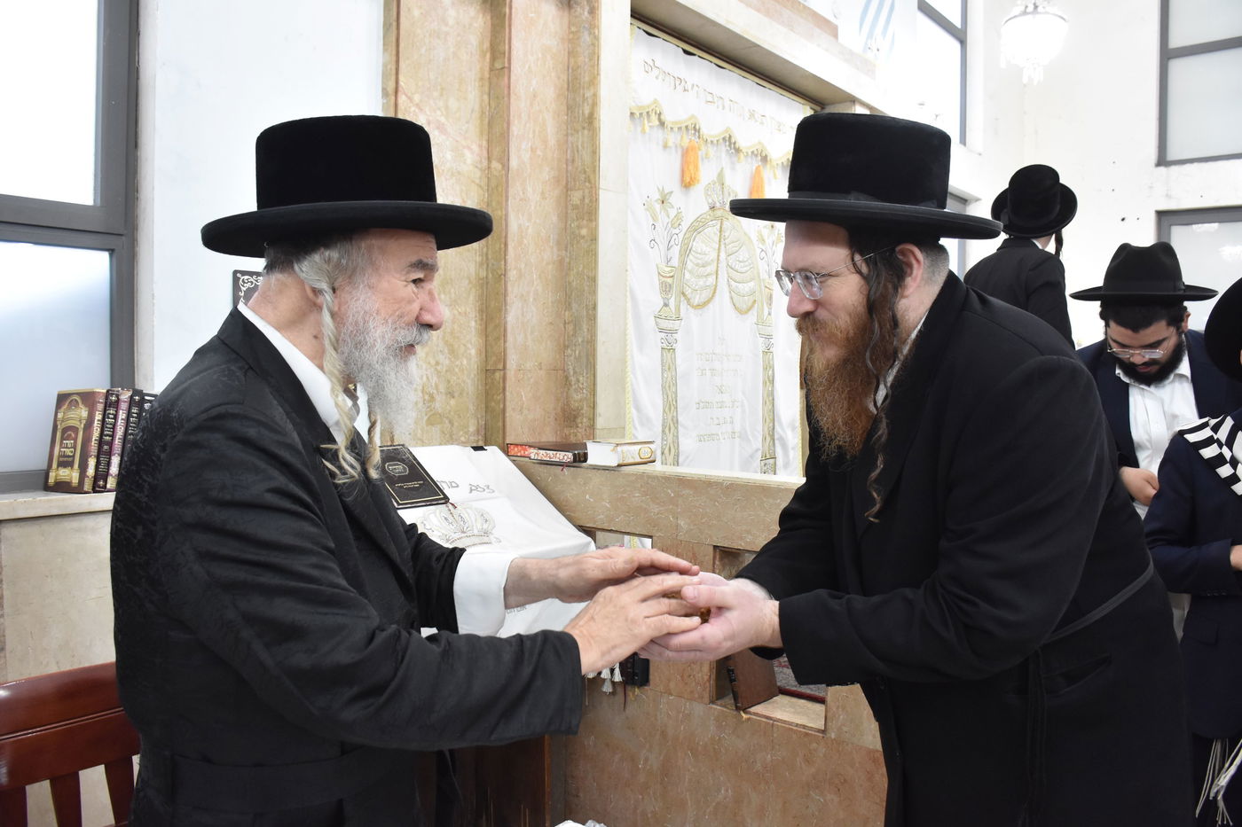 מראות ערב ומוצאי יום הכיפורים באשלג